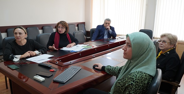 Вопросы предупреждения экстремистских проявлений в образовательных организациях обсудили в ДИРО