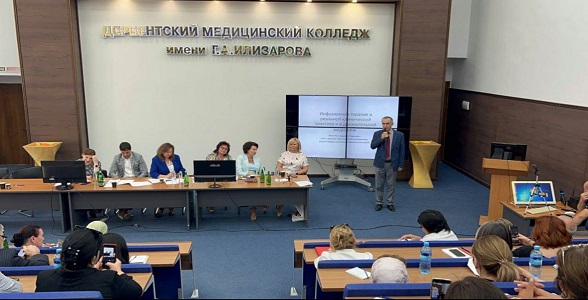 Практикум по медицинским направлениям прошел в Дербентском медицинском колледже