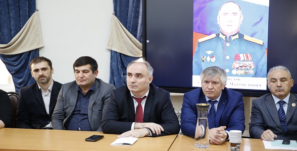 Вечер памяти героя Гаджикурбана Магомедова прошёл в Дагестане