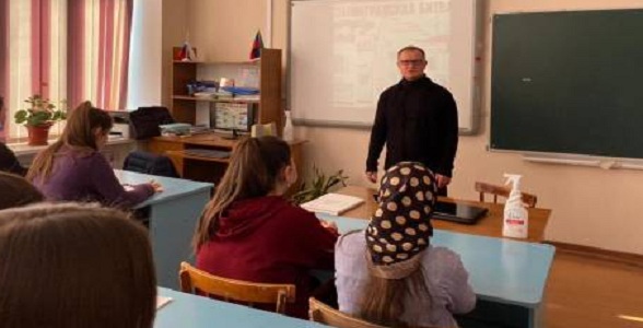 Урок памяти о Сталинградской битве прошел в Дербентском профессионально – педагогическом колледже