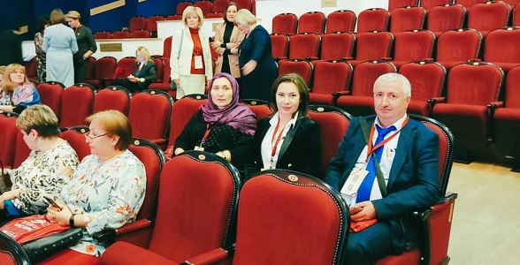 Директора дагестанских школ приняли участие в международном форуме в Ярославле