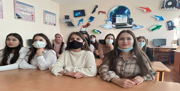 В ДППК провели классный час на тему «Герои народов»