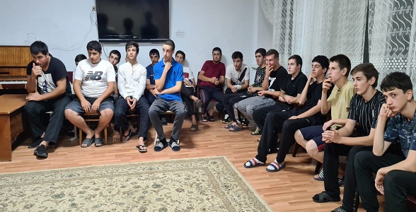 Профилактическая беседа для студентов, проживающих в общежитии, прошла в Дербентском профессионально-педагогическом колледже