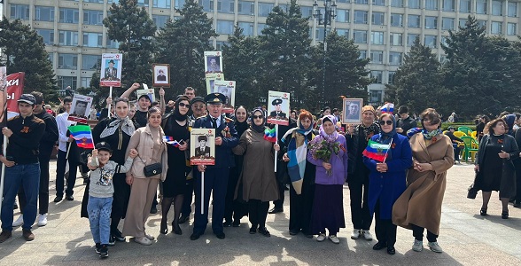 Студенты Автомобильно-дорожного колледжа приняли участие в шествии «Бессмертного полка»