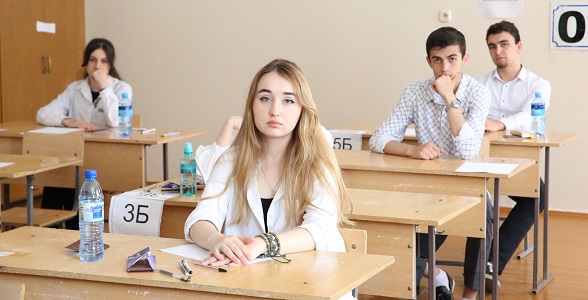 Опубликованы результаты резервных дней ЕГЭ по географии, литературе и математике