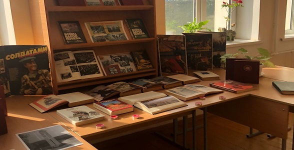 Выставку, посвященную Дню памяти жертв Холокоста открыли в Автомобильно-дорожном колледже