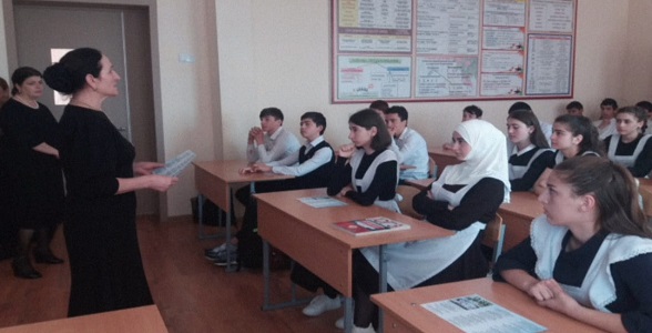 Школьникам Хасавюртовского района рассказали про проект «Профессионалитет»