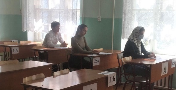 Школьники Дагестана сдали ЕГЭ по русскому языку в резервный день досрочного периода