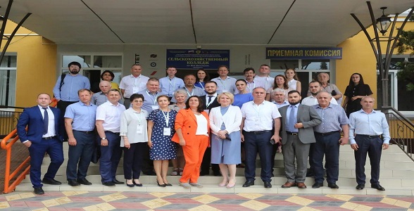 Защита дизайн-проектов кластеров федерального проекта «Профессионалитет» прошла в Дагестане