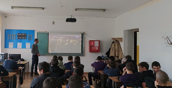 Неделя памяти жертв Холокоста проходит в Автомобильно-дорожном колледже