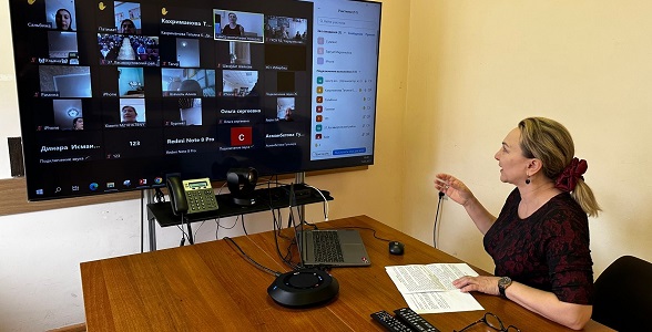 Вебинар по психологическому сопровождению родителей, законных представителей участников ГИА-9 и ГИА-11 состоялся в Дагестане