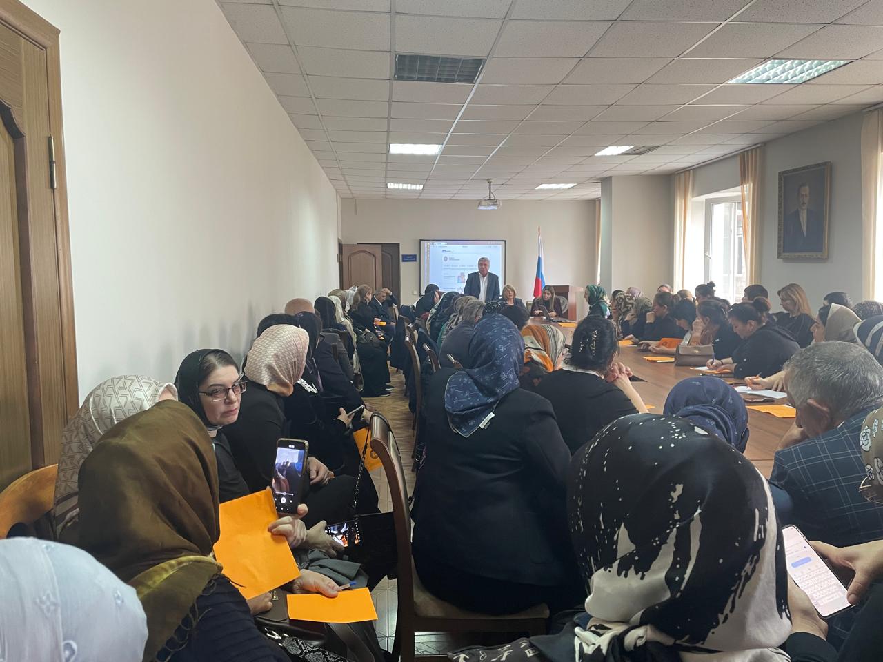 Круглый стол «Методические рекомендации по использованию МЭШ: практические советы по внедрению МЭШ в учебный процесс по родным языкам и литературам»