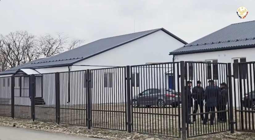 В Хасавюрте созданы временные учебные корпуса для учеников СОШ №16