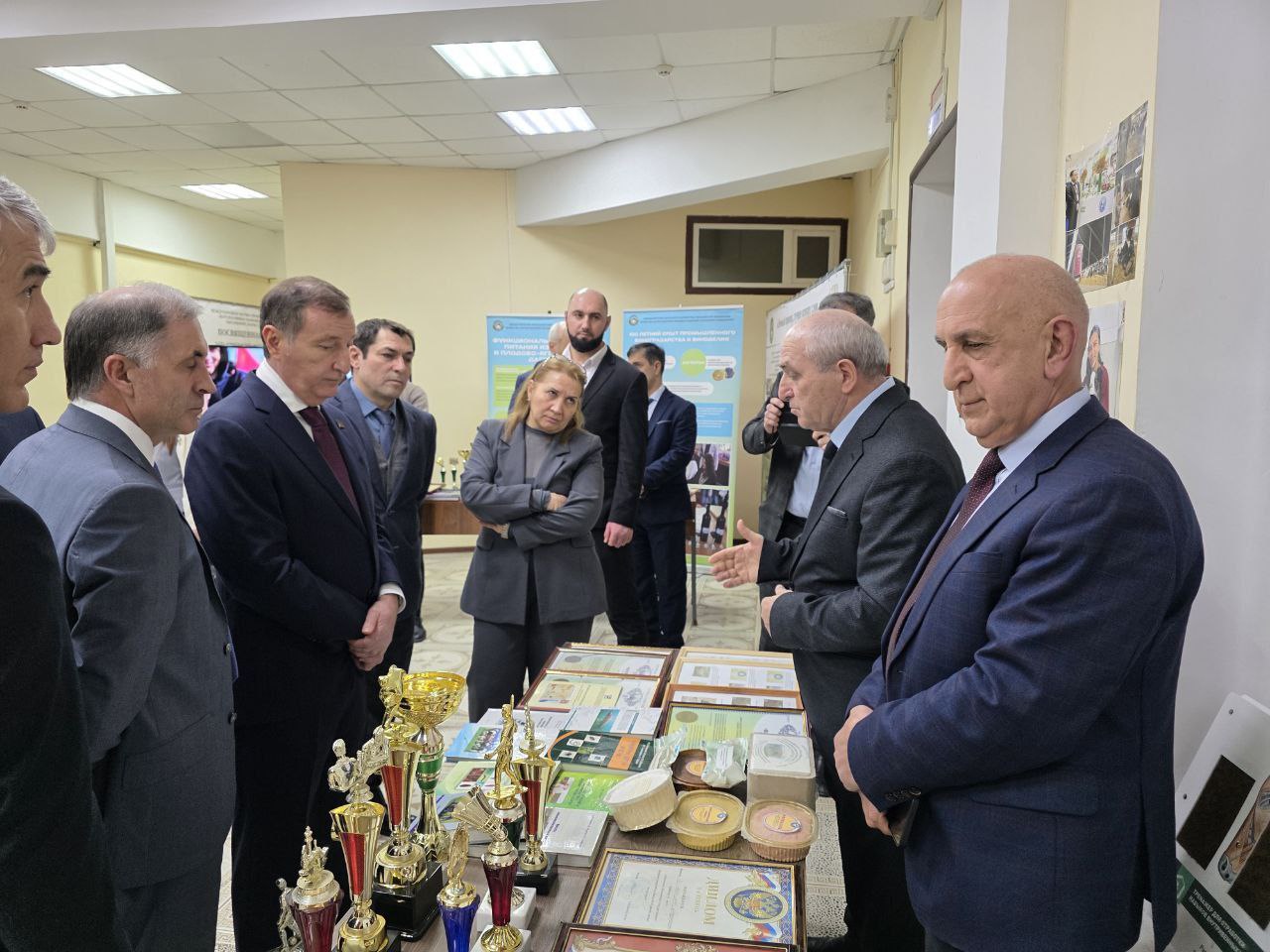 В ДагГАУ прошла встреча Председателя НС РД с преподавателями и студентами вуза