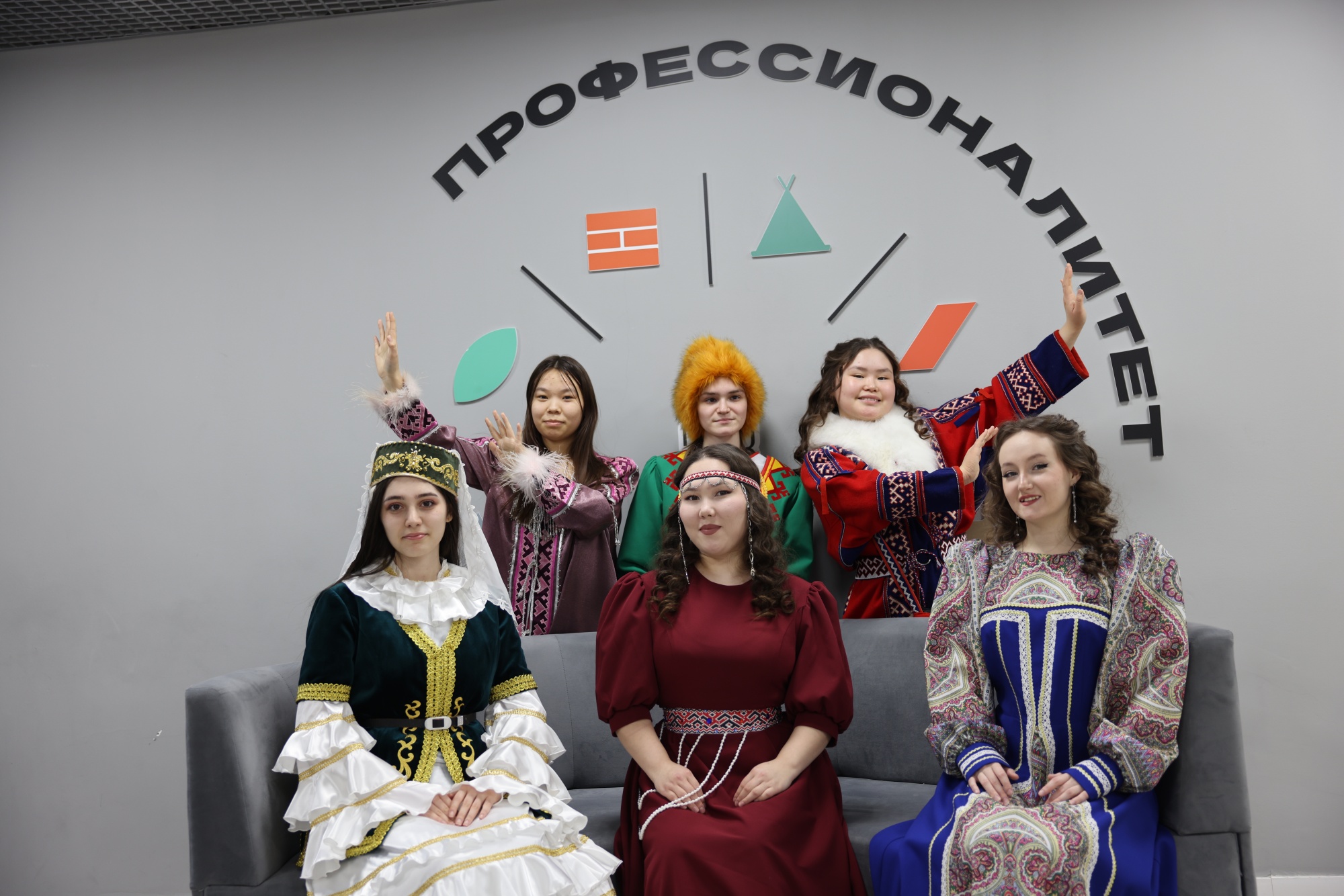 Минпросвещения России запускает акцию «СПО – сила единства!»