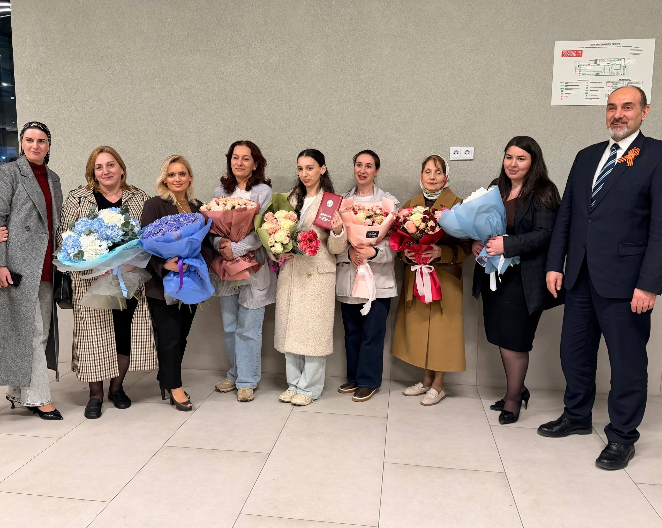 Республика торжественно встретила призера ВсОШ по английскому языку