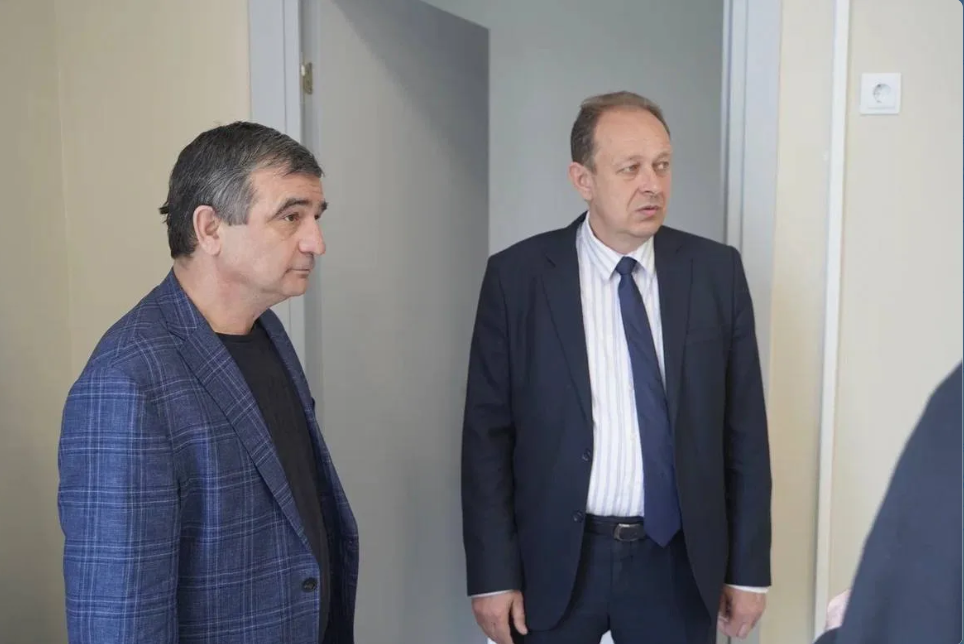 Новые образовательные объекты в Хасавюрте и Кизилюрте сдадут в срок