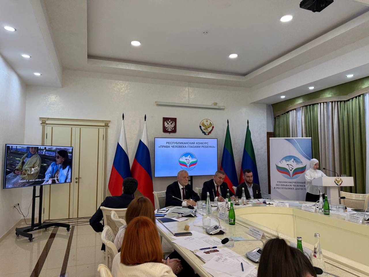 В «Доме Дружбы» прошел финал ежегодного республиканского конкурса «Права человека глазами ребенка»