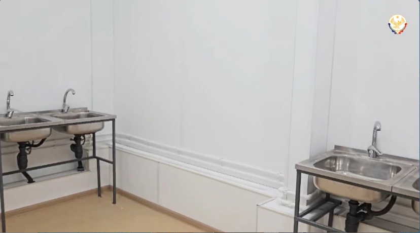 В Хасавюрте созданы временные учебные корпуса для учеников СОШ №16