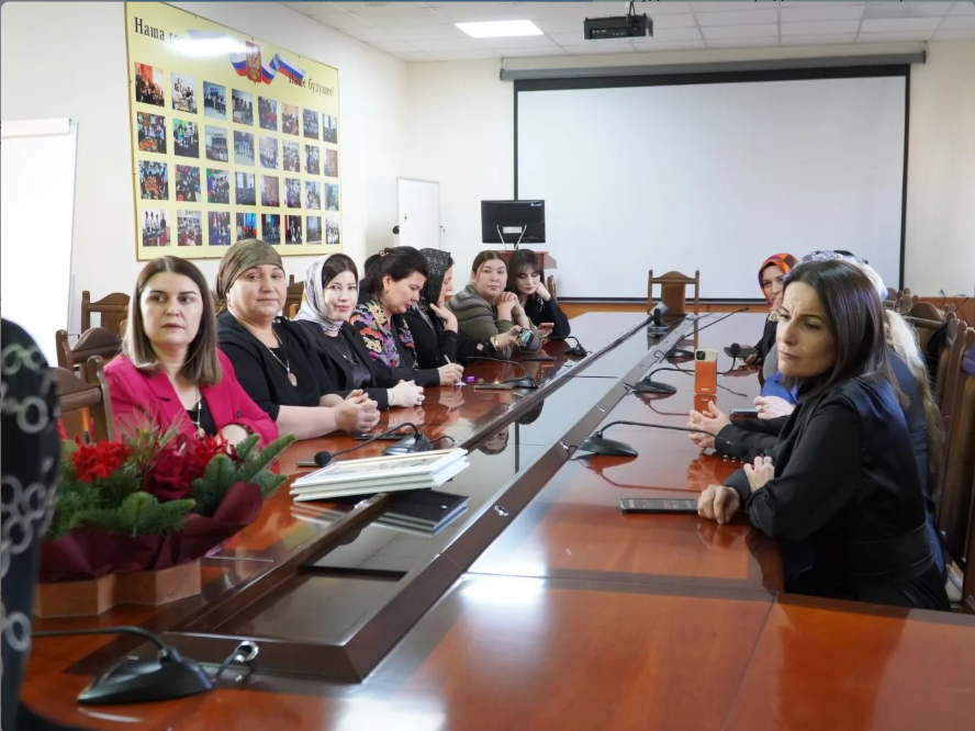 В Минобрнауки РД подвели итоги конкурса методических разработок