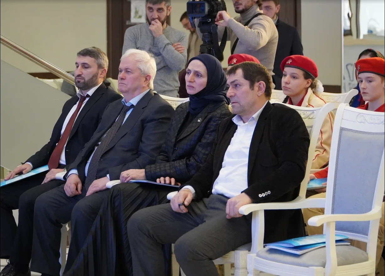 В Ист.парке прошла пресс-конференция Министерства образования и науки Республики Дагестан