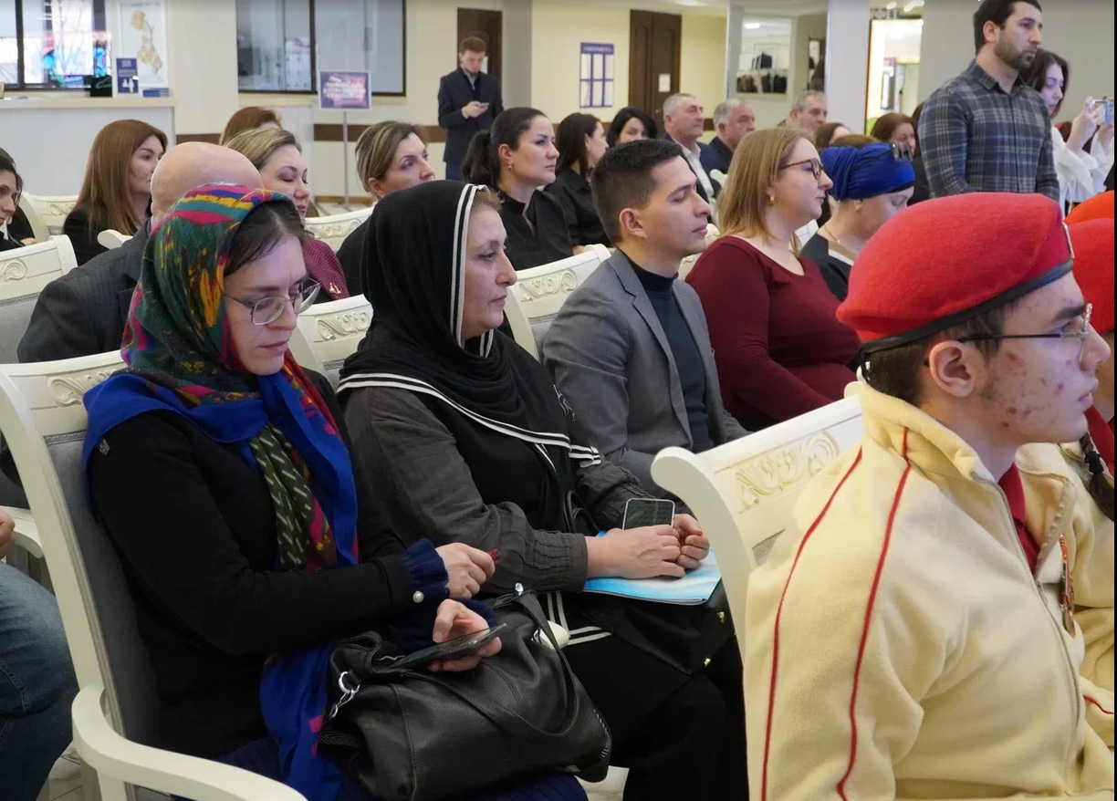 В Ист.парке прошла пресс-конференция Министерства образования и науки Республики Дагестан