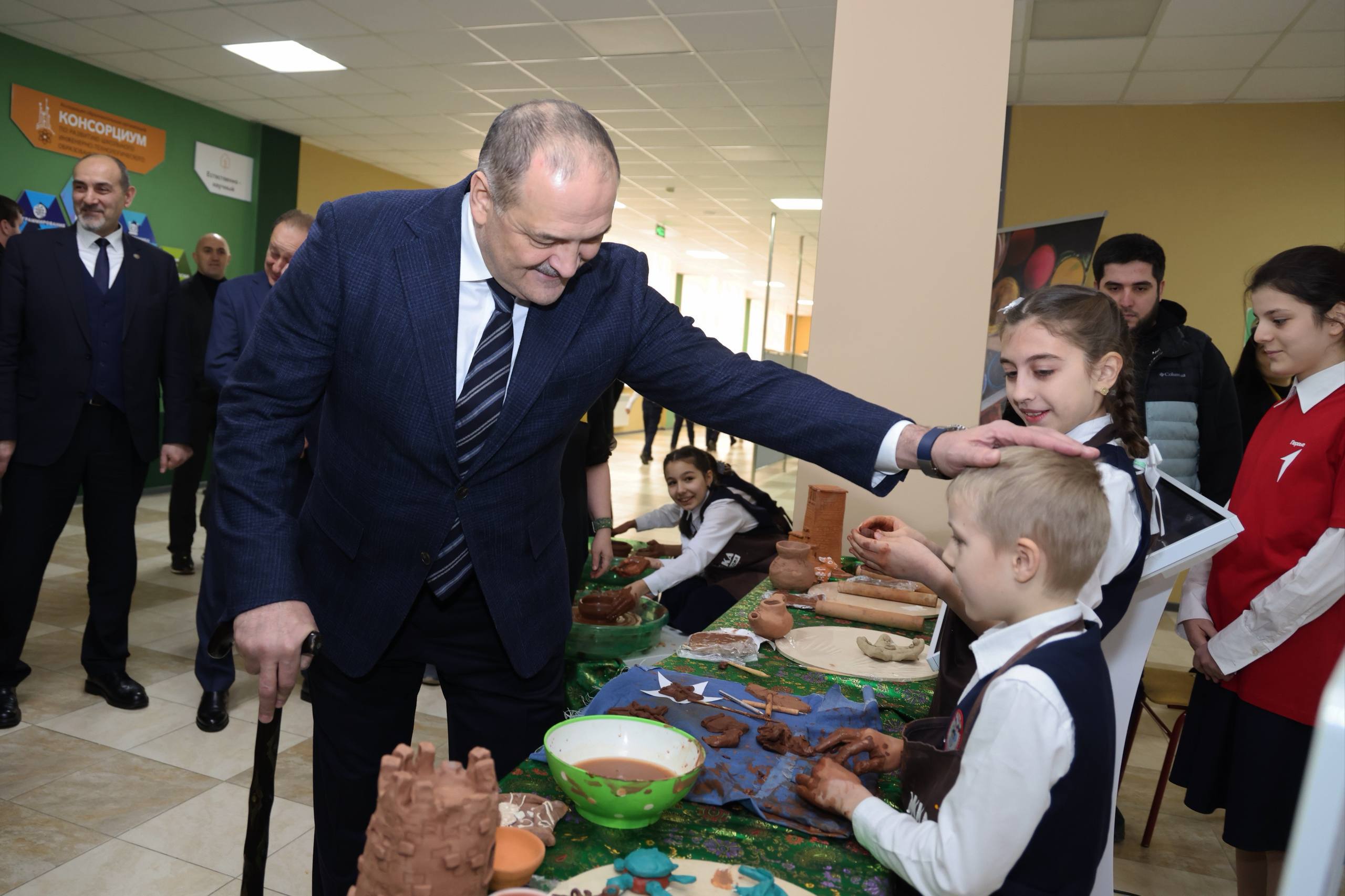 РЦО присвоено имя Заслуженного учителя России Исамудина Играмудиновича Ханбалаева