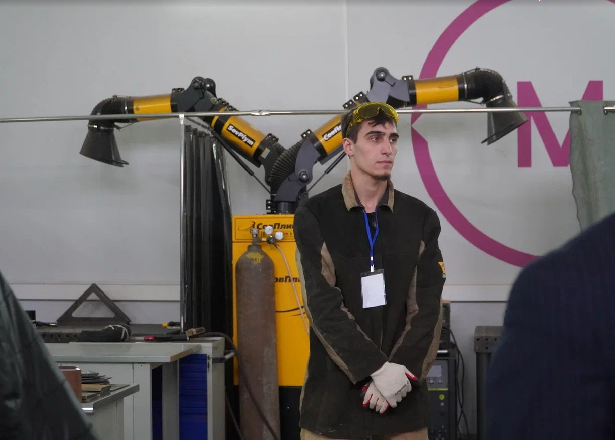 Госсекретарь РД посетил Чемпионат профессионального мастерства