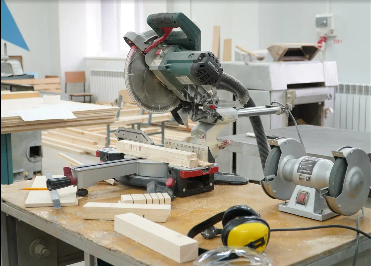 Госсекретарь РД посетил Чемпионат профессионального мастерства