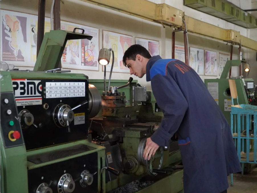 Каспийский колледж машиностроения и сервиса открывает новые возможности