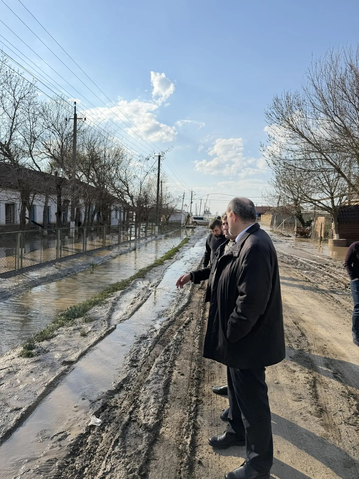 Яхья Бучаев проинспектировал образовательные организации, пострадавшие в результате стихийного бедствия