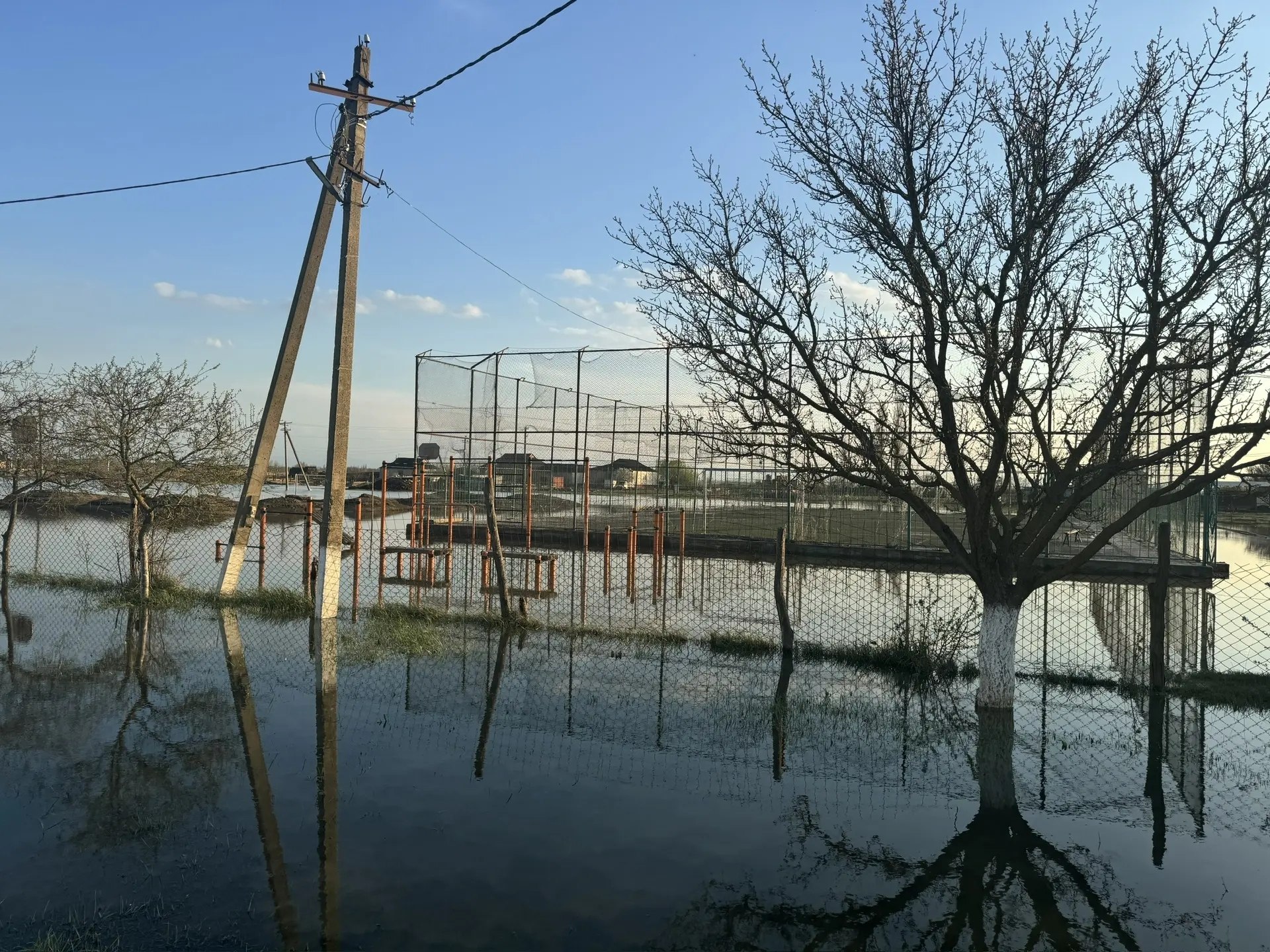 Яхья Бучаев проинспектировал образовательные организации, пострадавшие в результате стихийного бедствия