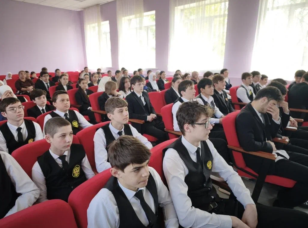 Более 3,5 тысяч школьников и студентов Дагестана стали участниками федерального просветительского проекта «Ломоносовский обоз. Сила в смысле»