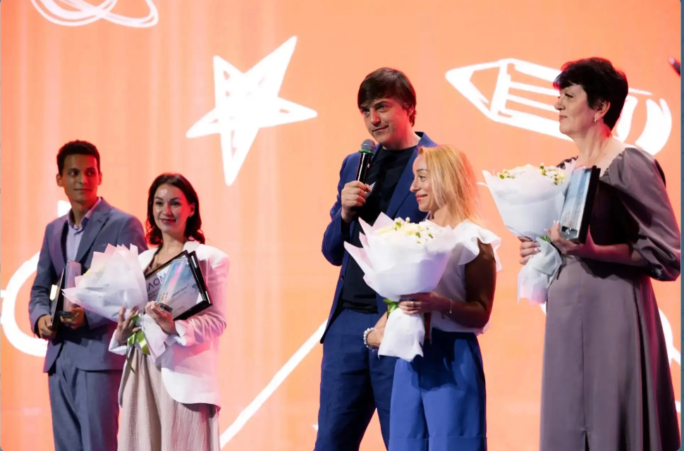 Продолжается голосование в рамках Всероссийской премии «Разговоры о важном»