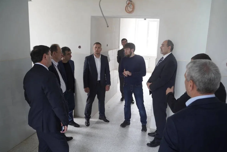 Новые образовательные объекты в Хасавюрте и Кизилюрте сдадут в срок