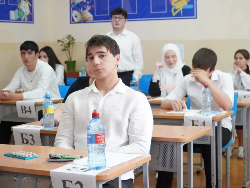 В республике проходит ЕГЭ по русскому языку