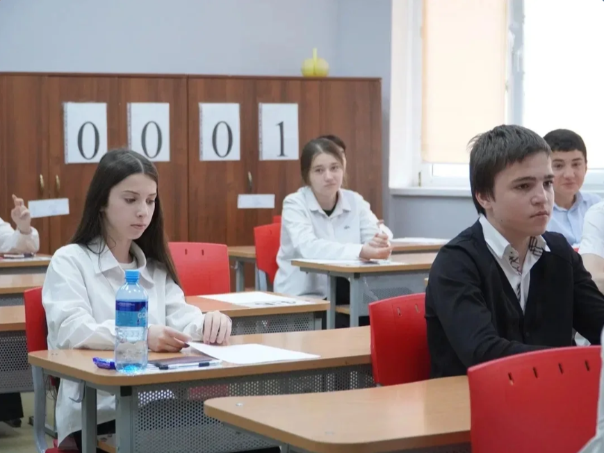 В Дагестане проходит ОГЭ по русскому языку