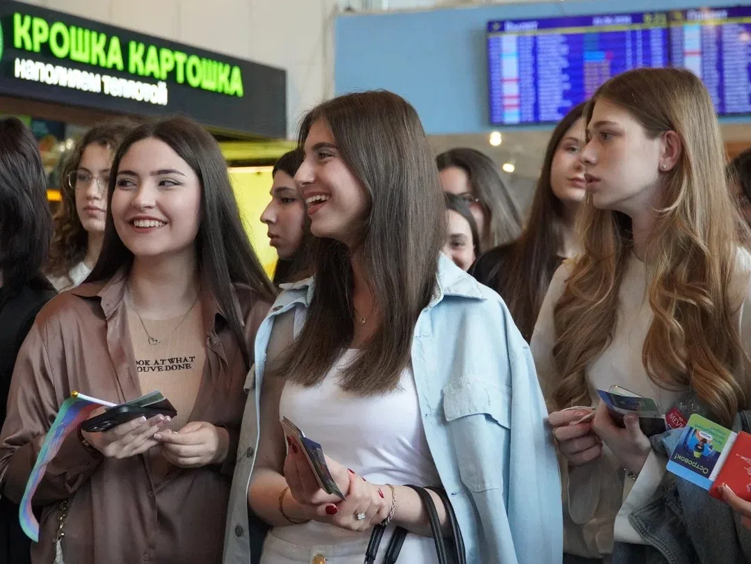 94 выпускников школ Республики Дагестан вылетели в Москву для участия в Главном кремлевском выпускном бале