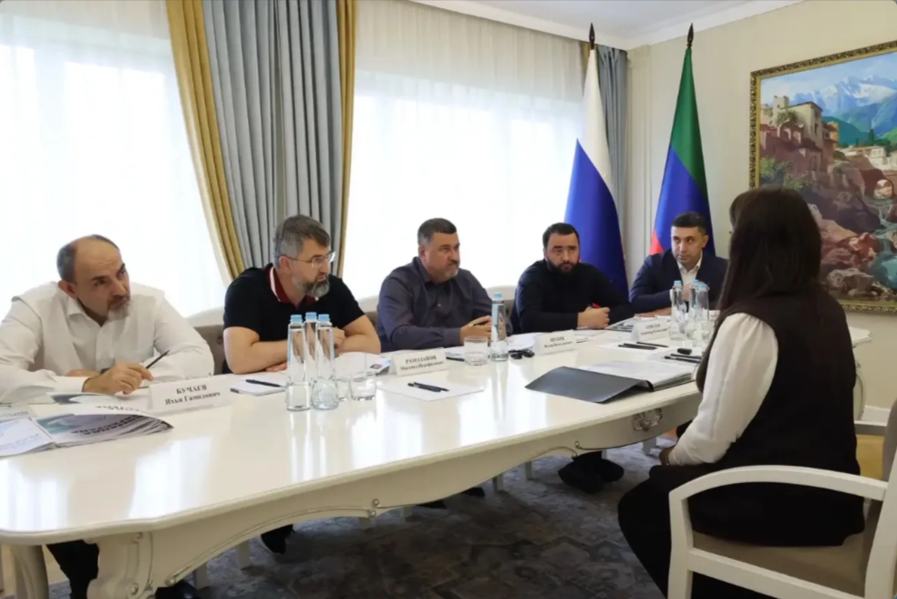 Яхья Бучаев принял участие в собеседовании с участниками проекта «Команда Дагестана»