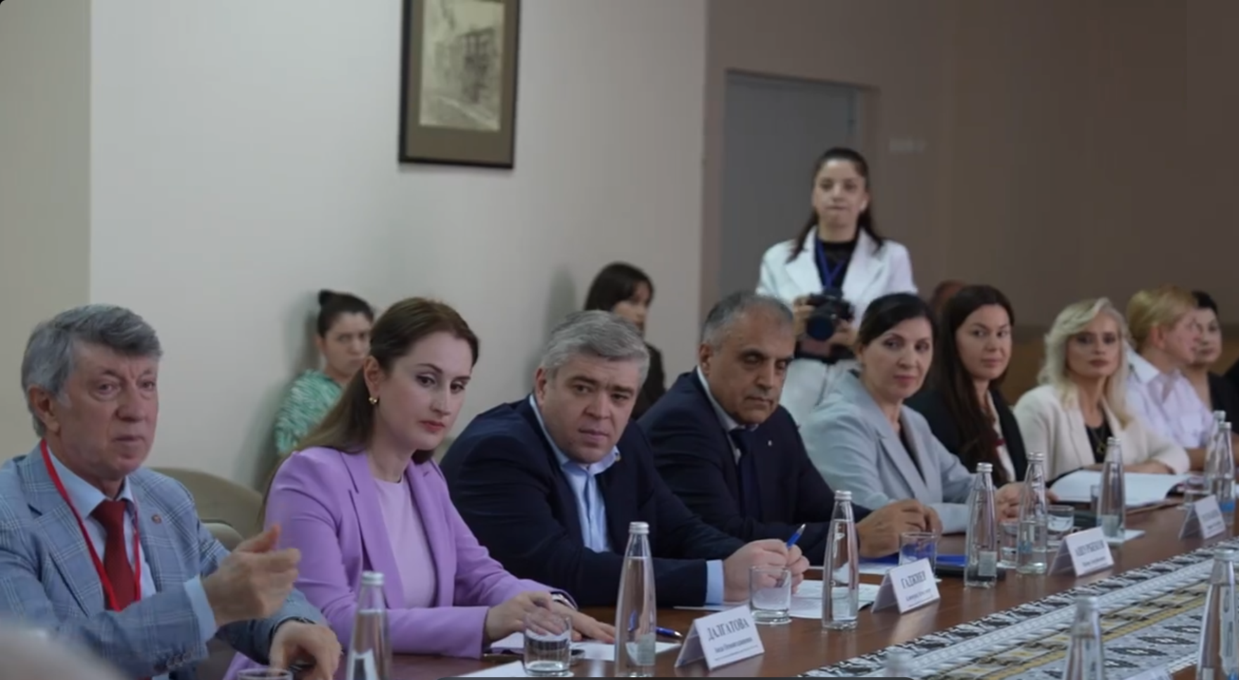 Яхья Бучаев принял участие в работе круглого стола